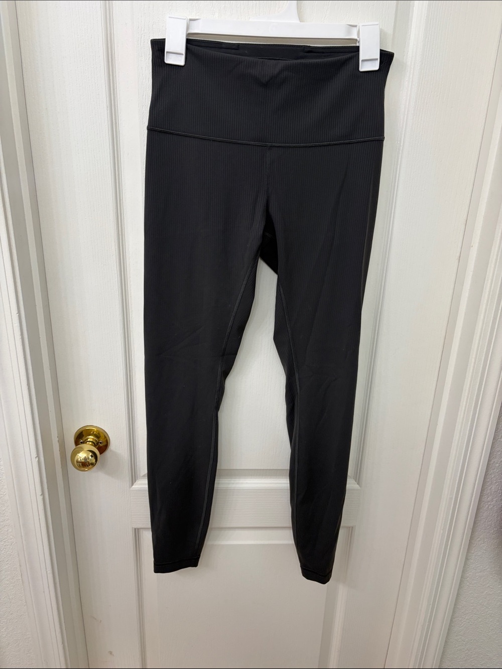 Lululemon Wunder Train High-Rise Ribbed Tight 25" in Graphite Grey - Picture 2 of 5